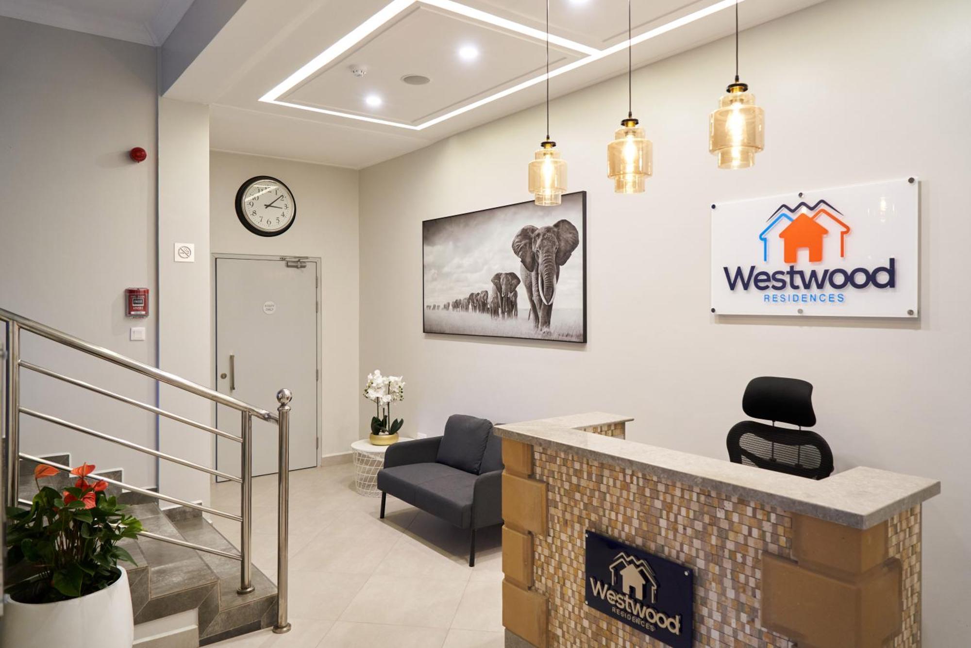 Westwood Residences Аруша Екстериор снимка