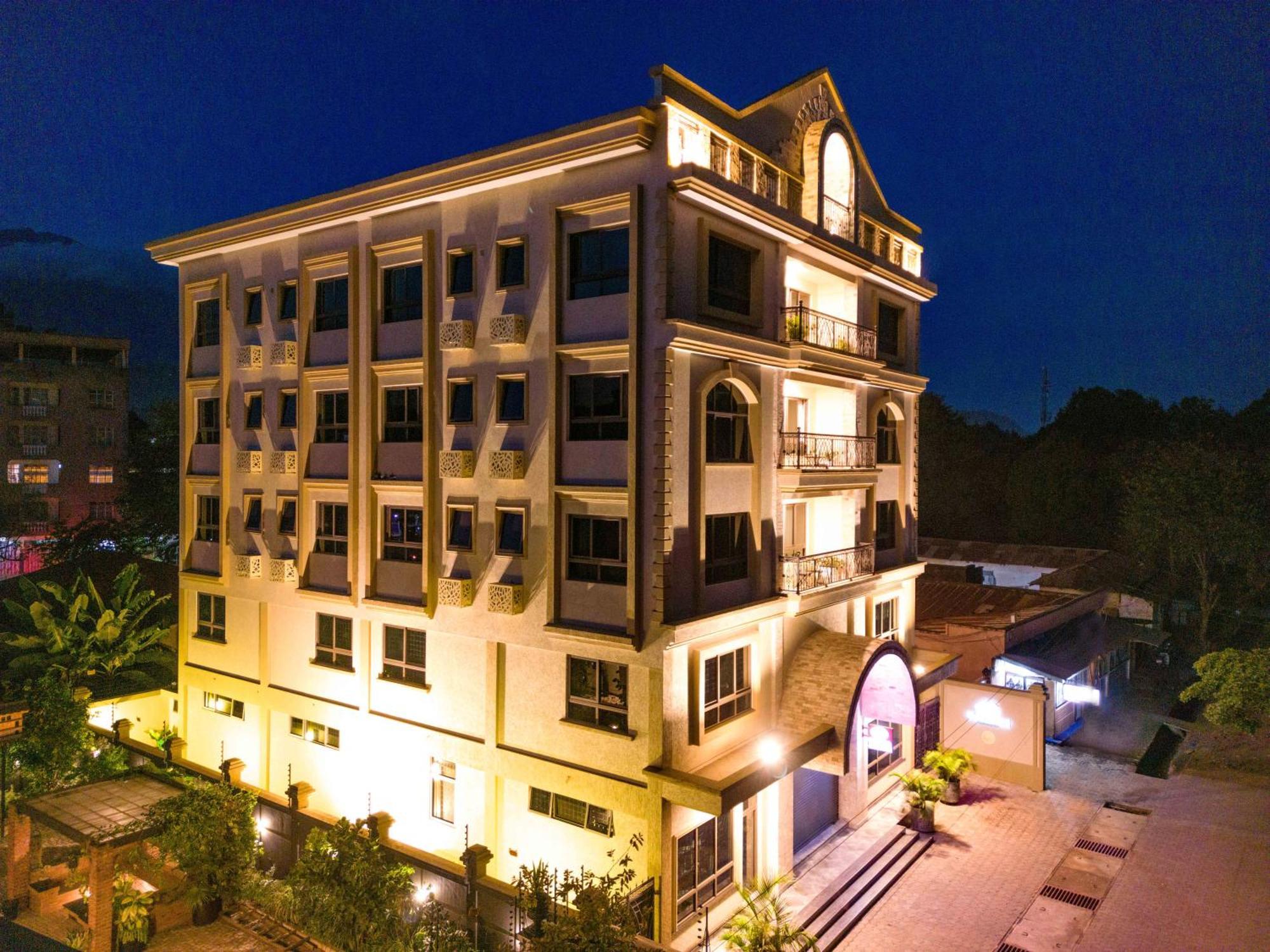 Westwood Residences Аруша Екстериор снимка